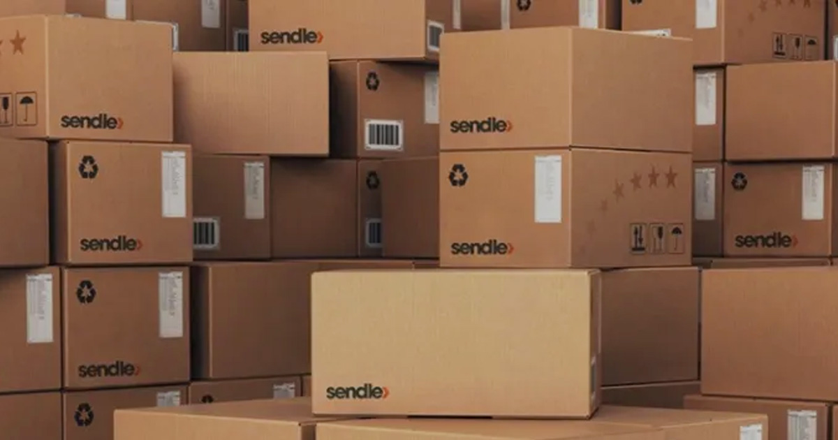 A stack of Sendle boxes